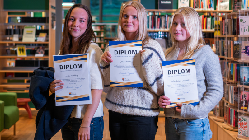 Lovisa Nordberg Julia Grundel Molly Moback Uusimäki