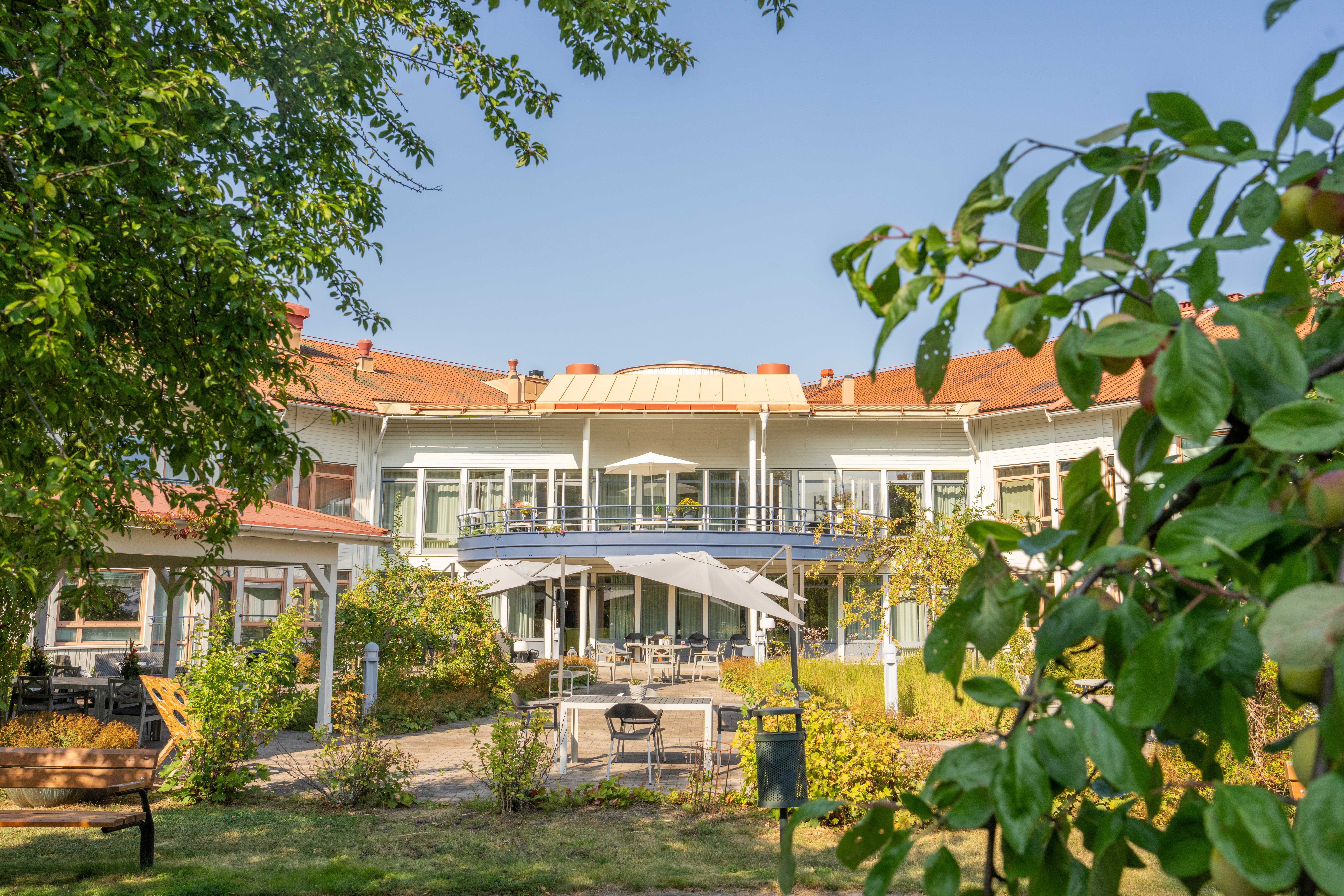 Uteplats på Ros-Anders särskilda boende för äldre