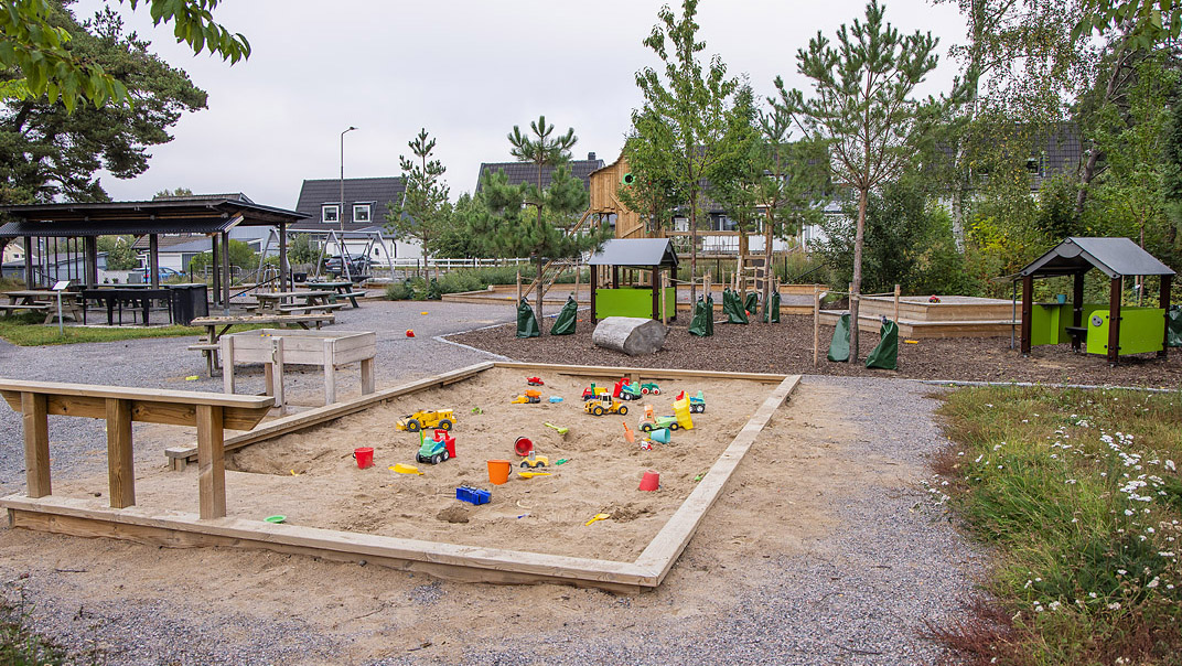 Sandlåda på Evertsbergsvägens lekplats